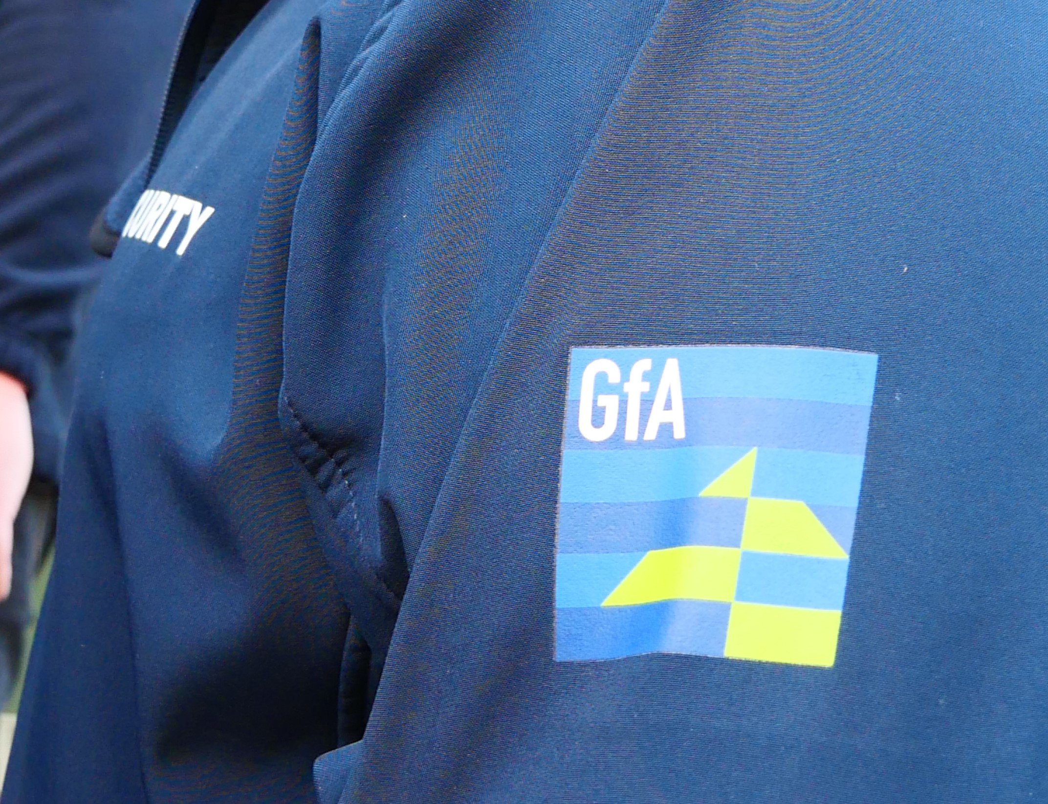 GfA-Logo auf einem Sweatshirt